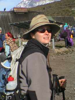Dy7_015_Julie_Horombo.jpg (12971 bytes)